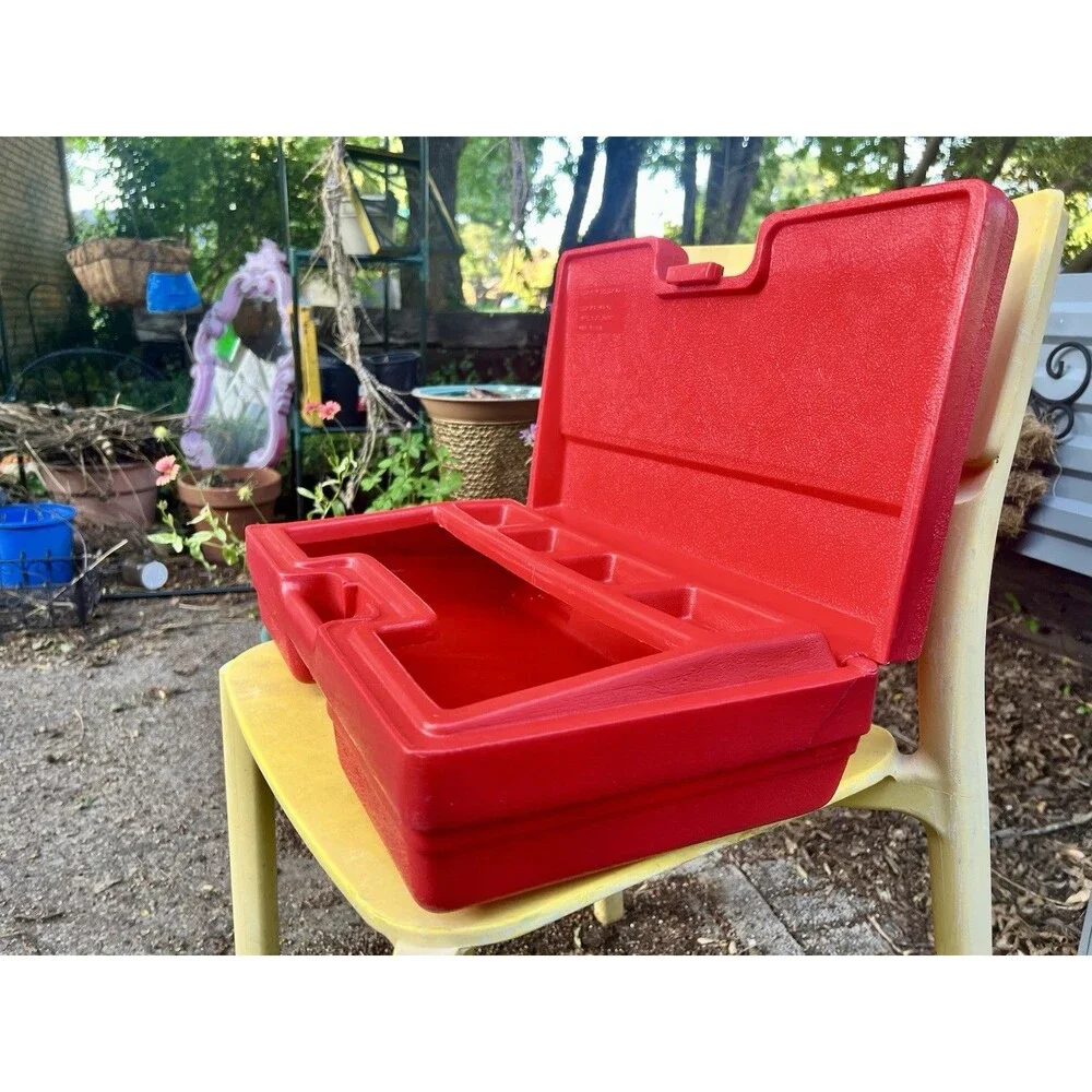 LEGO 1980’s Red Plastic Carrying Case 11.5 x 7.5 x 4 Very Good Condition
